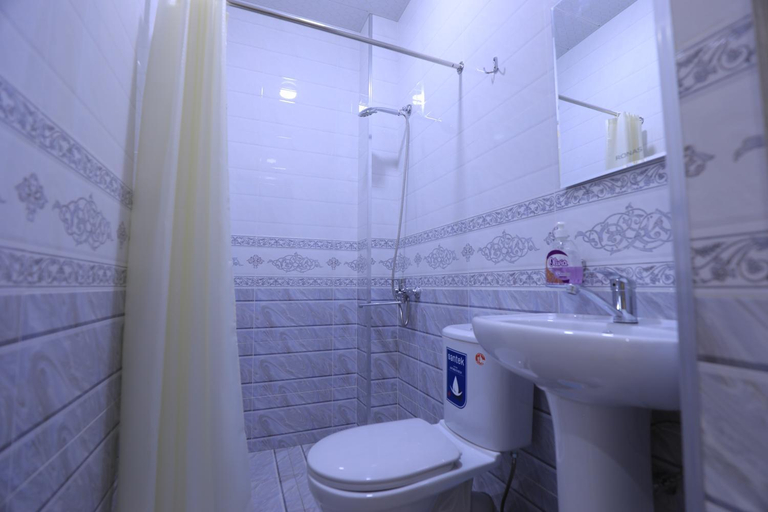 Bathroom, Best cheap hotel Shax, Buxoro