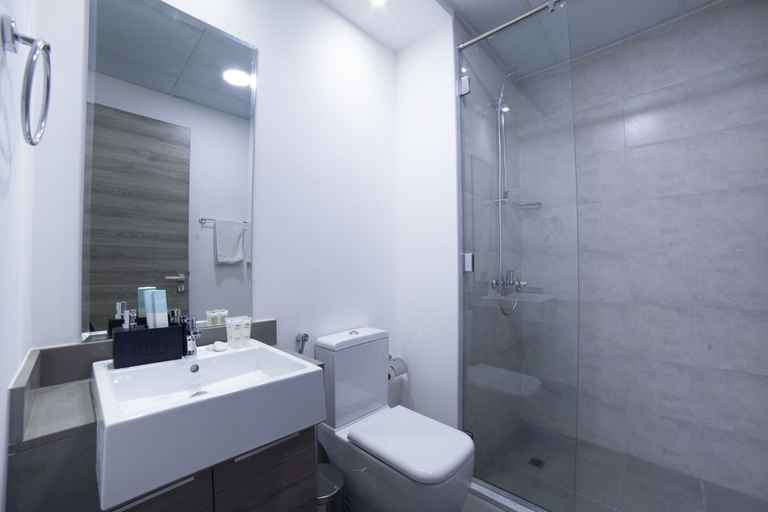 Room 4, Sophisticated Modern 1 BR on Blooms A JVC, Dubai
