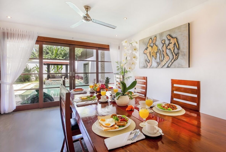 Dining Room 3