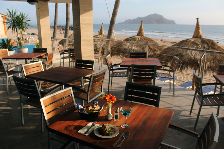 Food & Drinks 5, Oceano Palace Beach Resort, Mazatlán