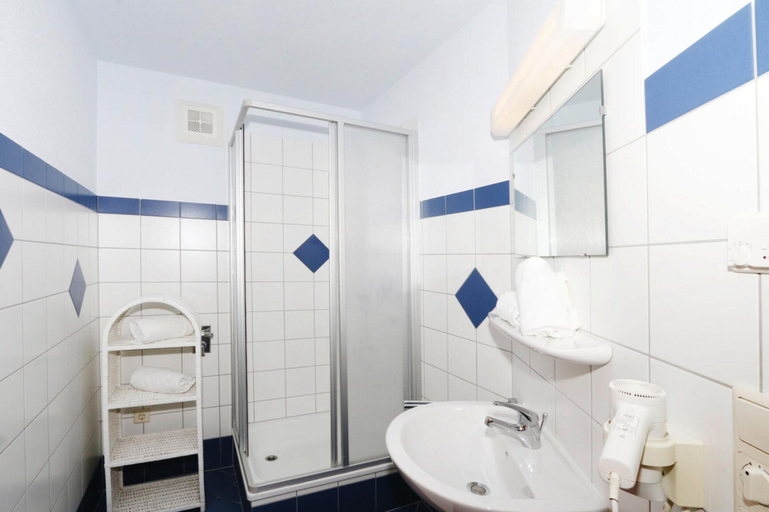 Bathroom 3, Apartment House Isegrim, Altenmarkt, Sankt Johann im Pongau