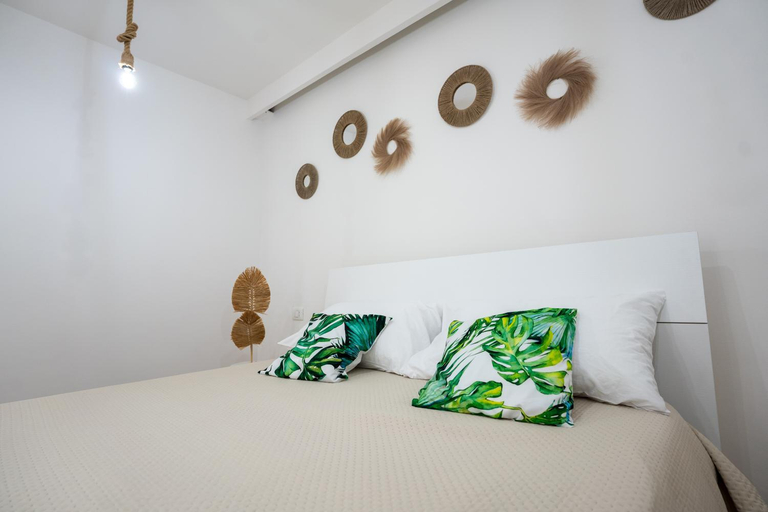Others 5, Macrame Room, Bari