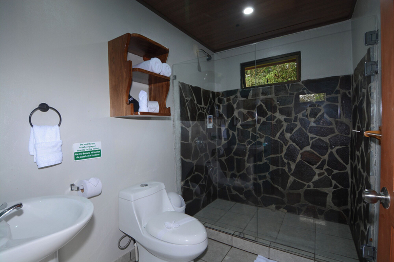 Bathroom 3, Las Marias Monteverde Cottages & Gardens, Puntarenas