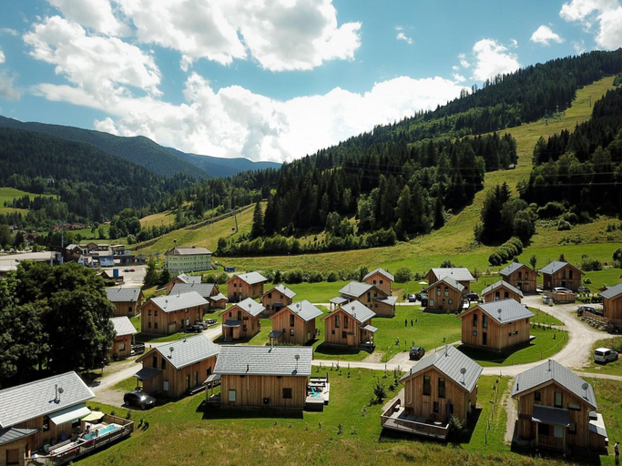 Exterior & Views 2, Lively chalet near ski-slope, Murau