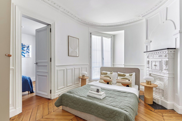 Bedroom 3, Sublime Apartment Center of Paris/le Marais, Paris