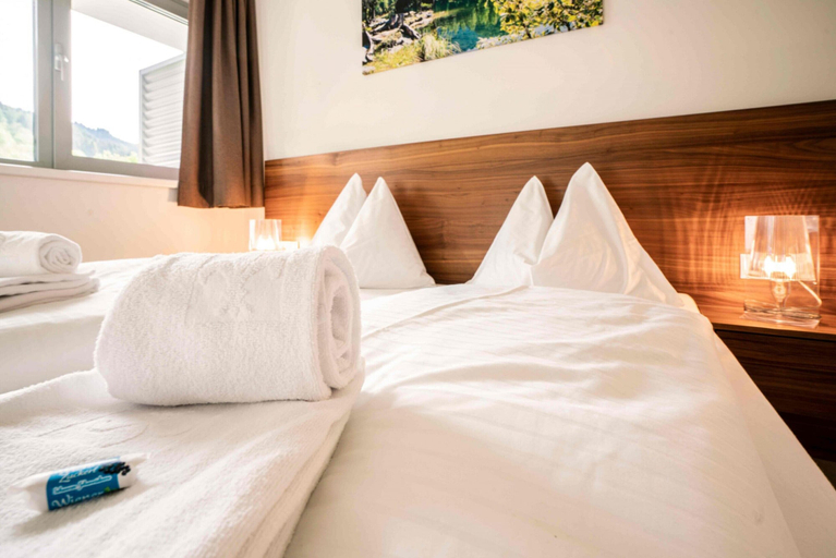 Others 3, Idyllic Penthouse in Höggen near Ski Slopes with Sauna, Sankt Johann im Pongau