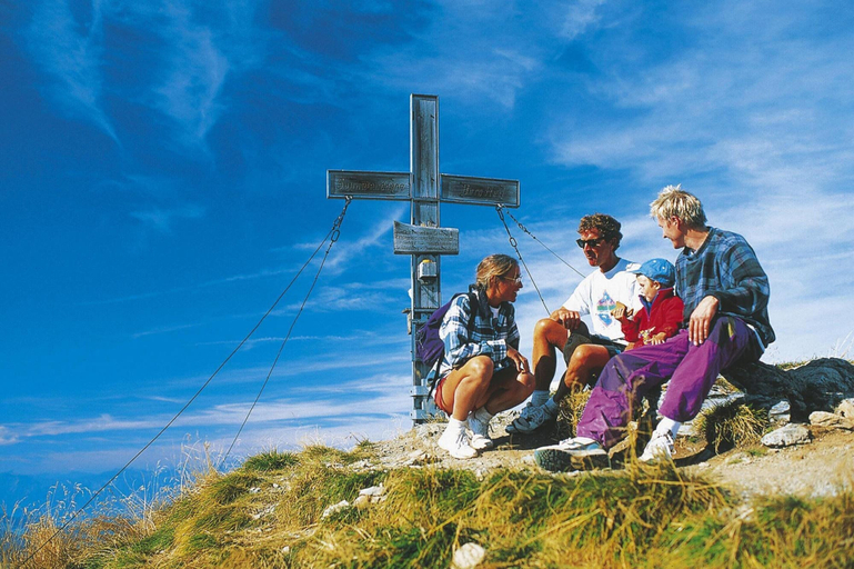 Others 5, Chalet in Konigsleiten With Wellness & Alps View, Zell am See