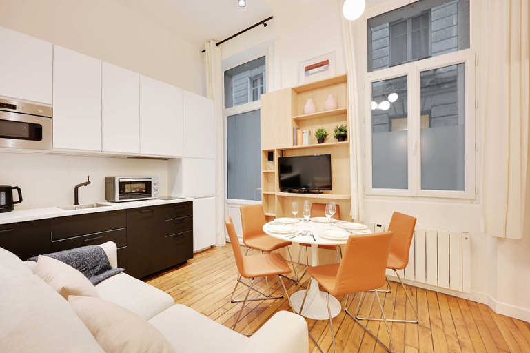 Private kitchen, Cosy Appart 5p/1br - Tour Eiffel -, Paris