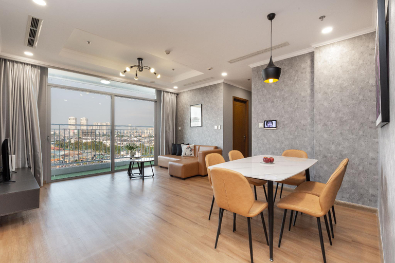 Dining Room, Bright, Modern 2BR APT next LANDMARK 81 SKYSCRAPER, Bình Thạnh