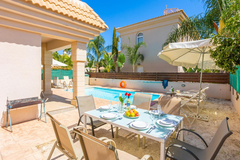Room 5, Villa Koula in Paralimni