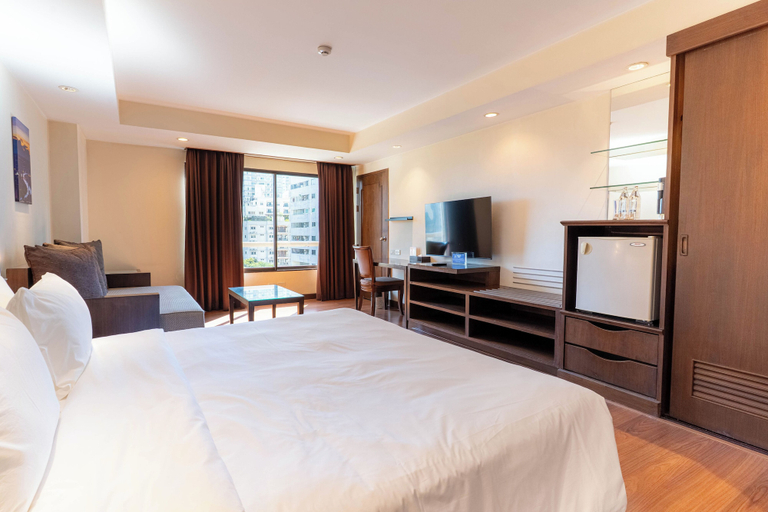 Bedroom 6