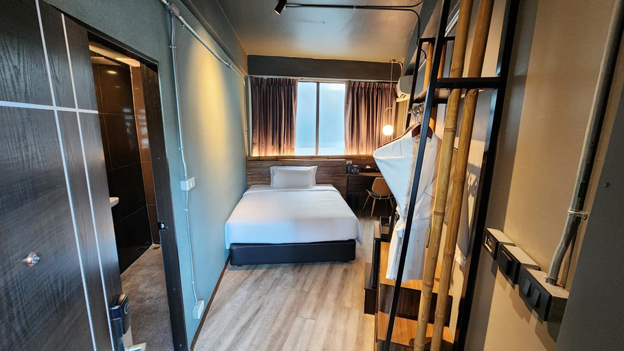 Bedroom 21