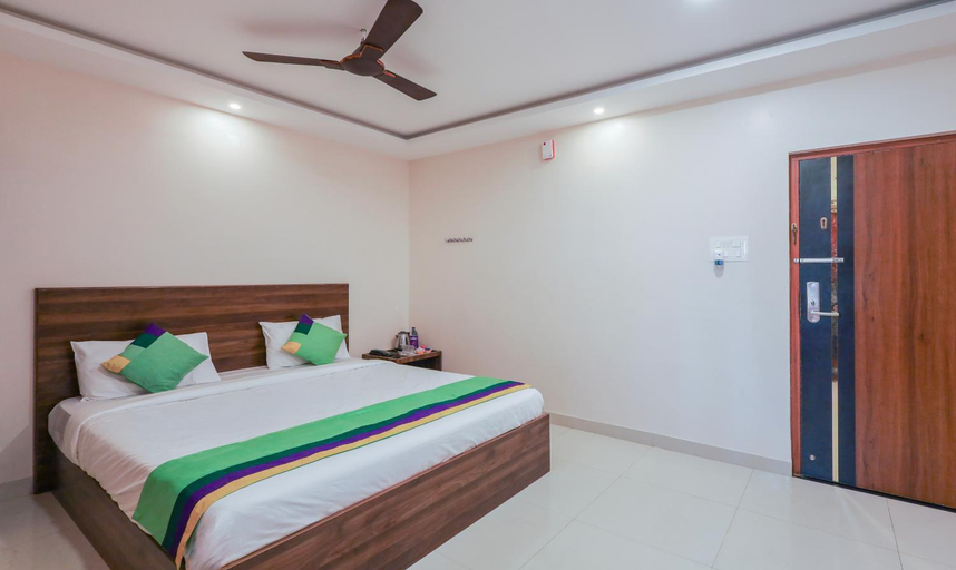 Bedroom 21