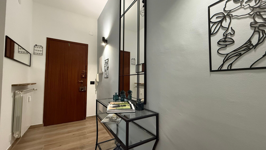 Room 3, M P Beach House in Diano Marina, Imperia