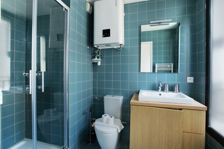 Bathroom 5, Apartment in Boulogne for 4 People, Hauts-de-Seine
