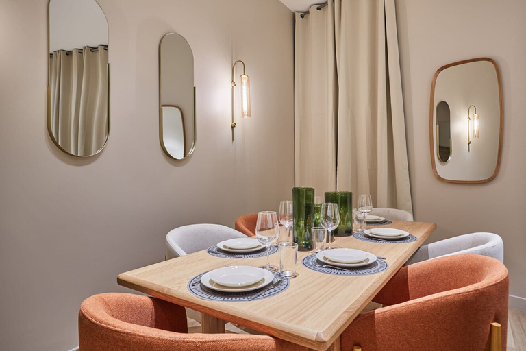 Dining 4, Modern Apartment 2 Bedrooms - Center of Paris, Paris
