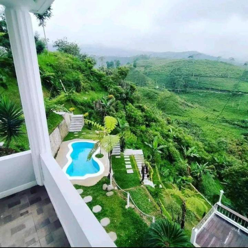 Trisula Villa, Semarang