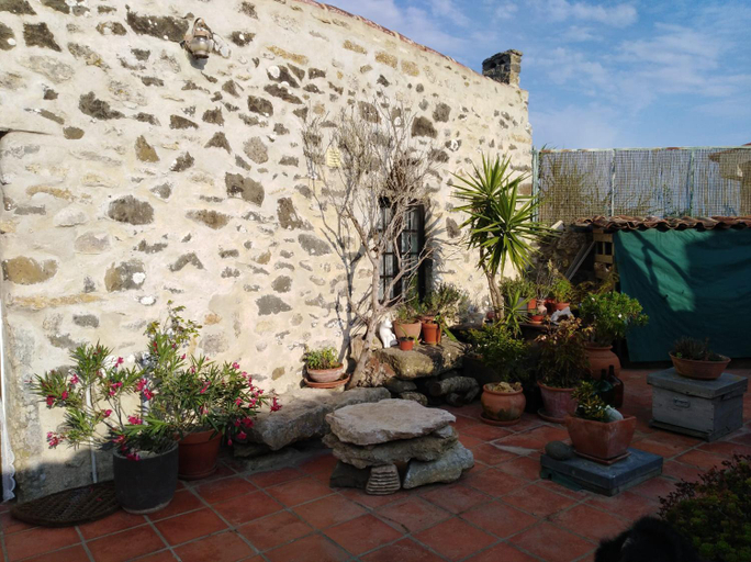 Others 3, Chapim Azul Studio, Sintra