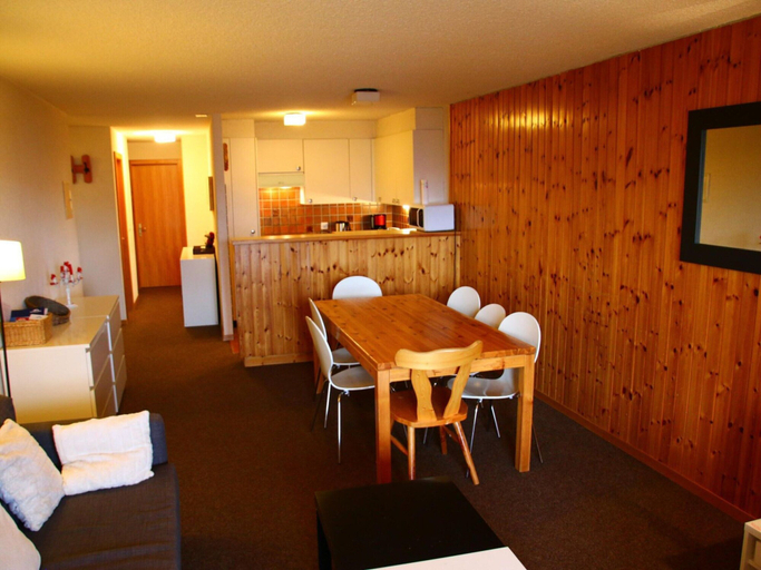 Dining 5, Apartment With Mountain Views, Hérens
