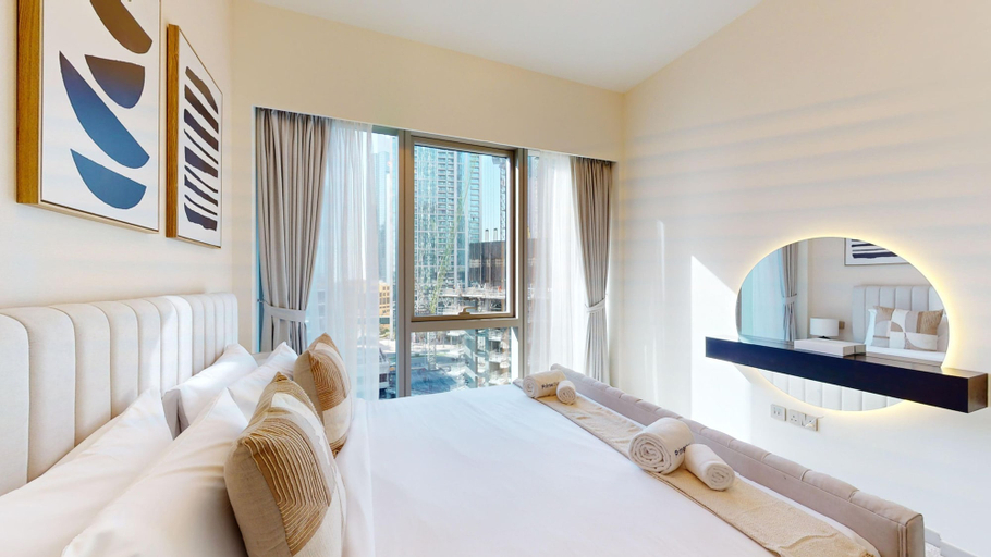 Room 5, Downtown - Grande 813, Dubai