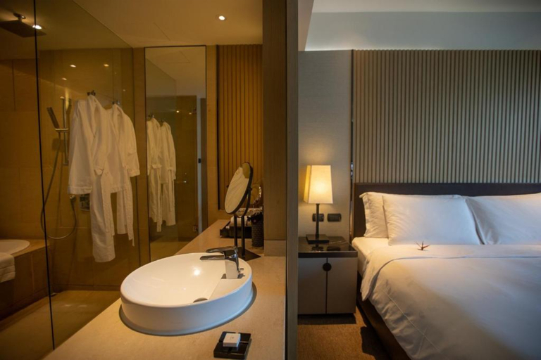 Bedroom 25