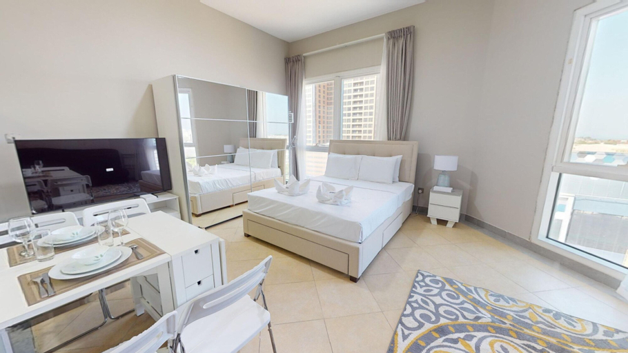 Room 4, JLT - Madison Residency 1006, Dubai