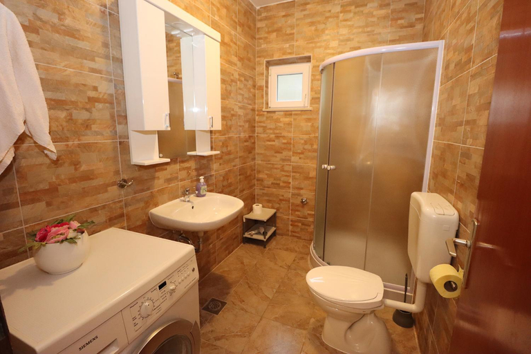 Others 2, Apartments in a quiet neighborhood, Dugi Rat