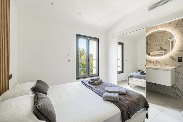 Bedroom 2, Modern Villa with Heated Pool and Garden, Alpes-Maritimes