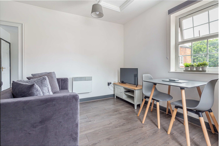 Room 2, Host Stay New Street Accommodation, Worcestershire