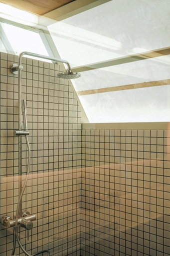 Bathroom 7