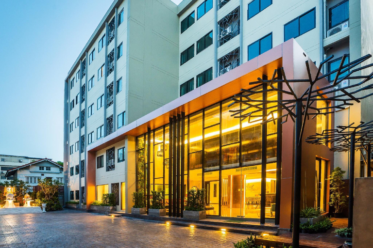 Aim House Bangkok Hotel, Khlong San