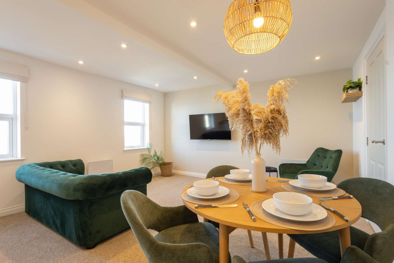 Room 5, Host Stay Apartment 5 King s Court, North Yorkshire