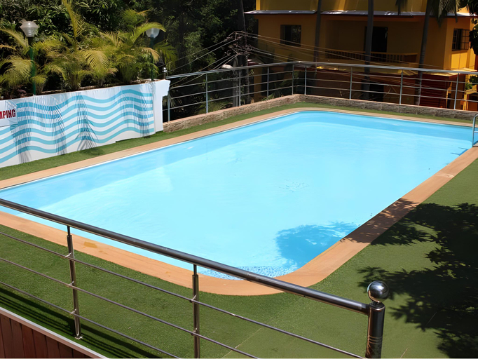 Others 4, Manvin's Inn, North Goa
