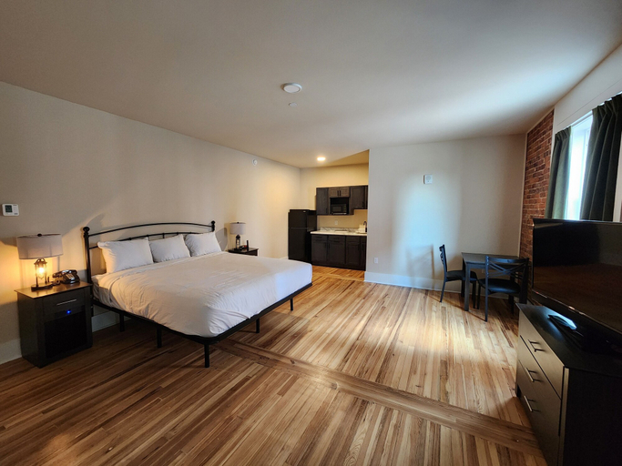 Bedroom 4, Historic Griffin Hotel, Spalding