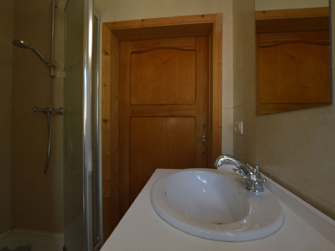 Bathroom 5, Fine Holiday House with Sauna & Large Terrace near Malmedy, Liège