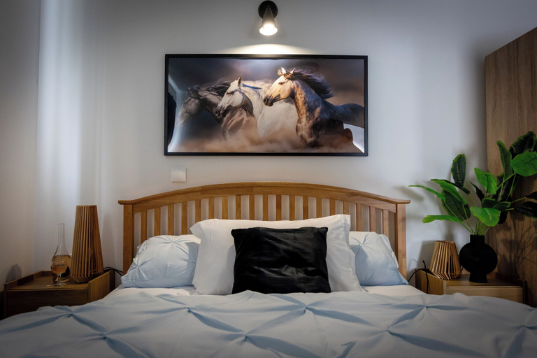 Room 2, Norwich - House - Sleeps 7 - Parking - Garden, Norfolk