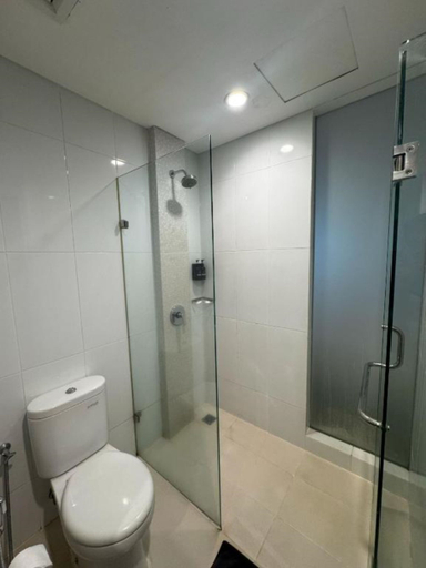 Bathroom 6