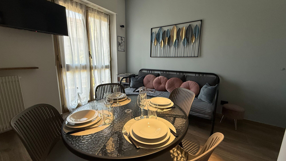 Room 5, M P Beach House in Diano Marina, Imperia
