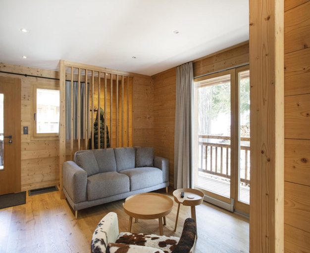Living room, Welcoming Apartment With Paid Sauna, Sierre
