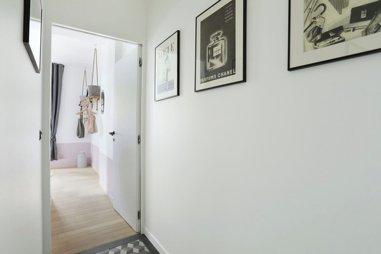 Interior 4, Superbe Apartment Saint Germain des Pres, Paris
