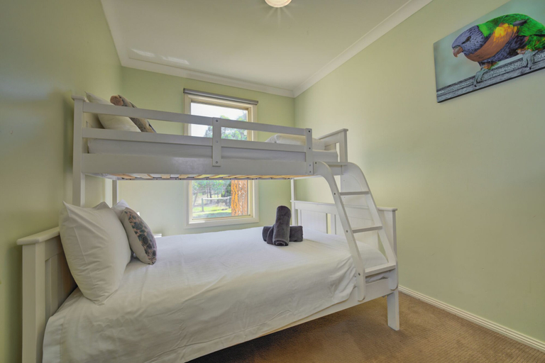 Bedroom 2, Country House Retreat, E. Gippsland - Bairnsdale