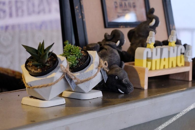 Food & Drinks 4, Chang Hostel Suvarnabhumi, Lat Krabang