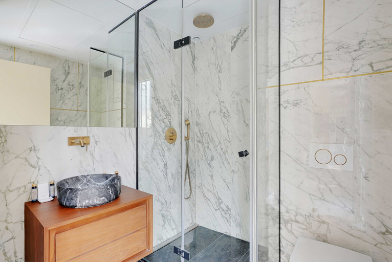 Bathroom, Exquisite Apartment - Madeleine/st Honore, Paris