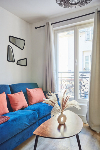 Living area 5, Cosy Apartment Le Marais Center of Paris, Paris