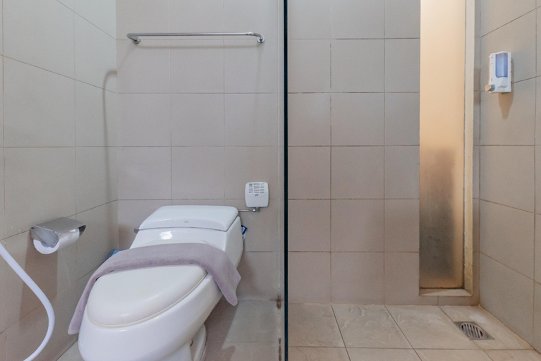 Bathroom 4