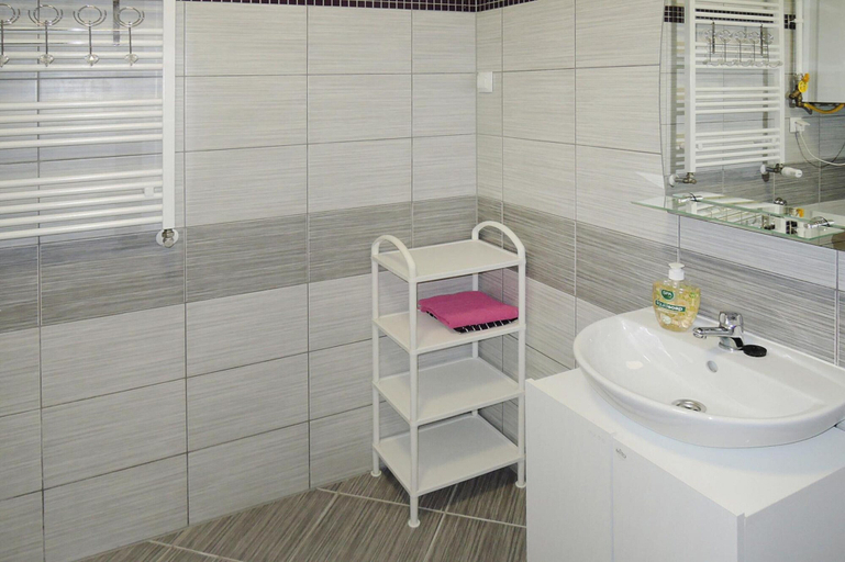 Bathroom 4, Studio Apartment in Miedzyzdroje-ex TUI, Kamień