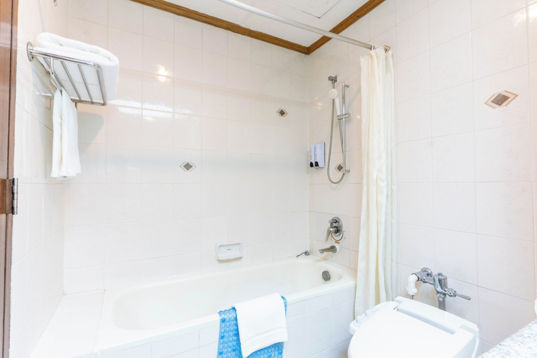 Bathroom 3