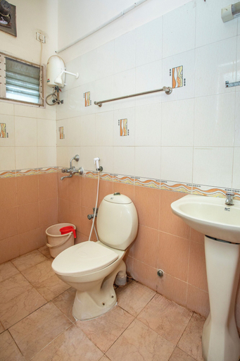 Bathroom, Stayz Inn La-Villa Pallikaranai, Kancheepuram