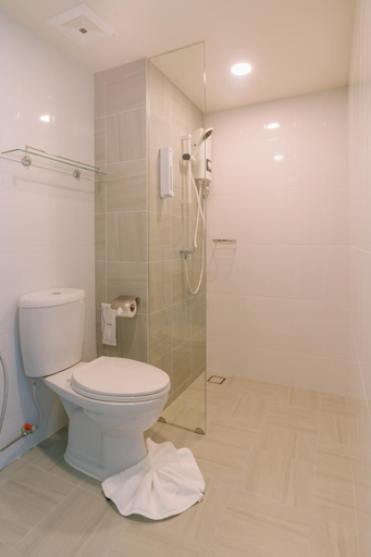 Bathroom 4, One Budget Hotel Chiangrai Soi Sawan, Muang Chiang Rai