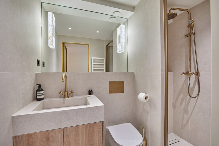 Bathroom 4, Sublime Apartment With AC - Louvre Palais-royal, Paris